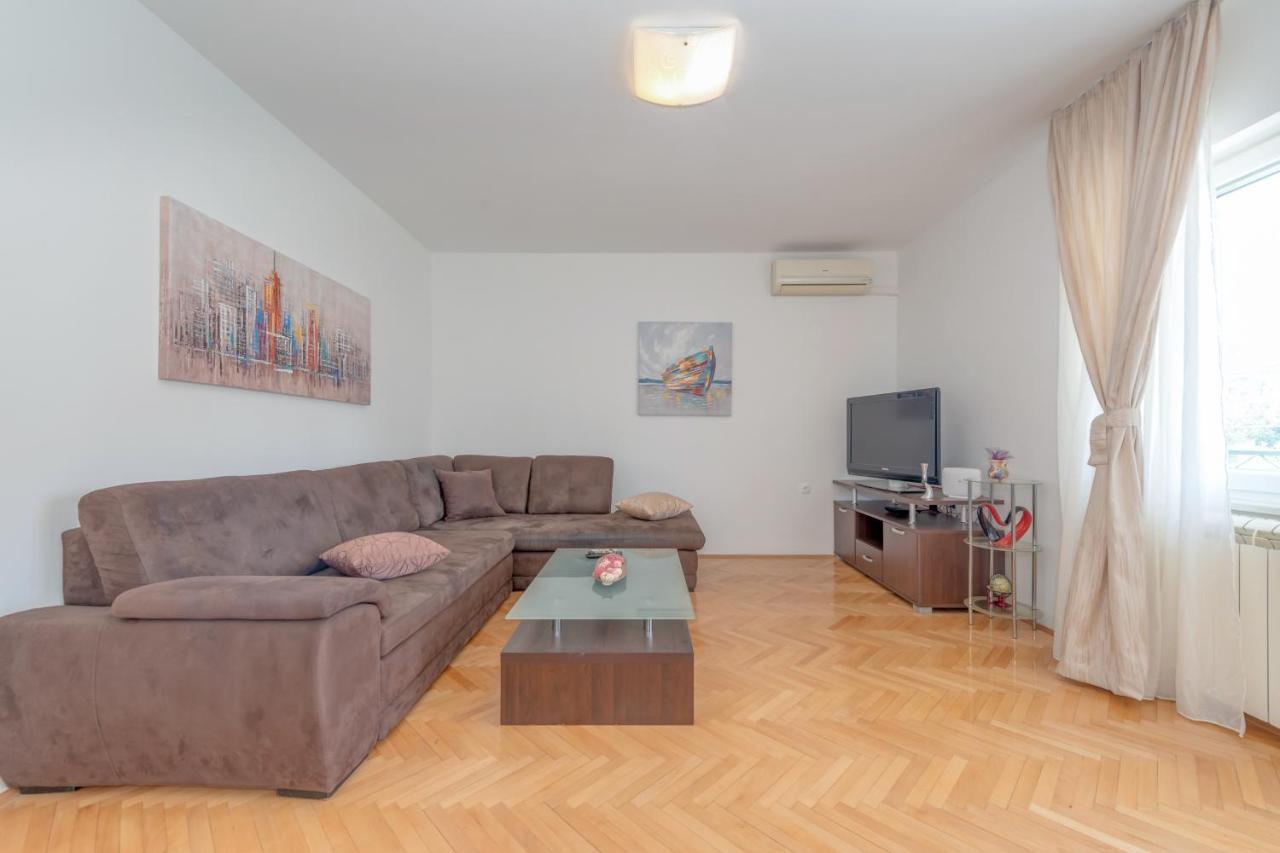 Apartments By The Sea Slatine, Ciovo - 11047 外观 照片