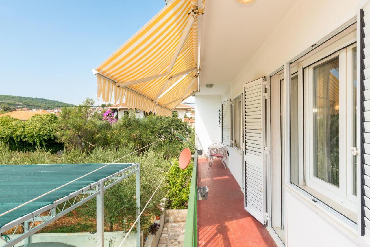 Apartments By The Sea Slatine, Ciovo - 11047 外观 照片