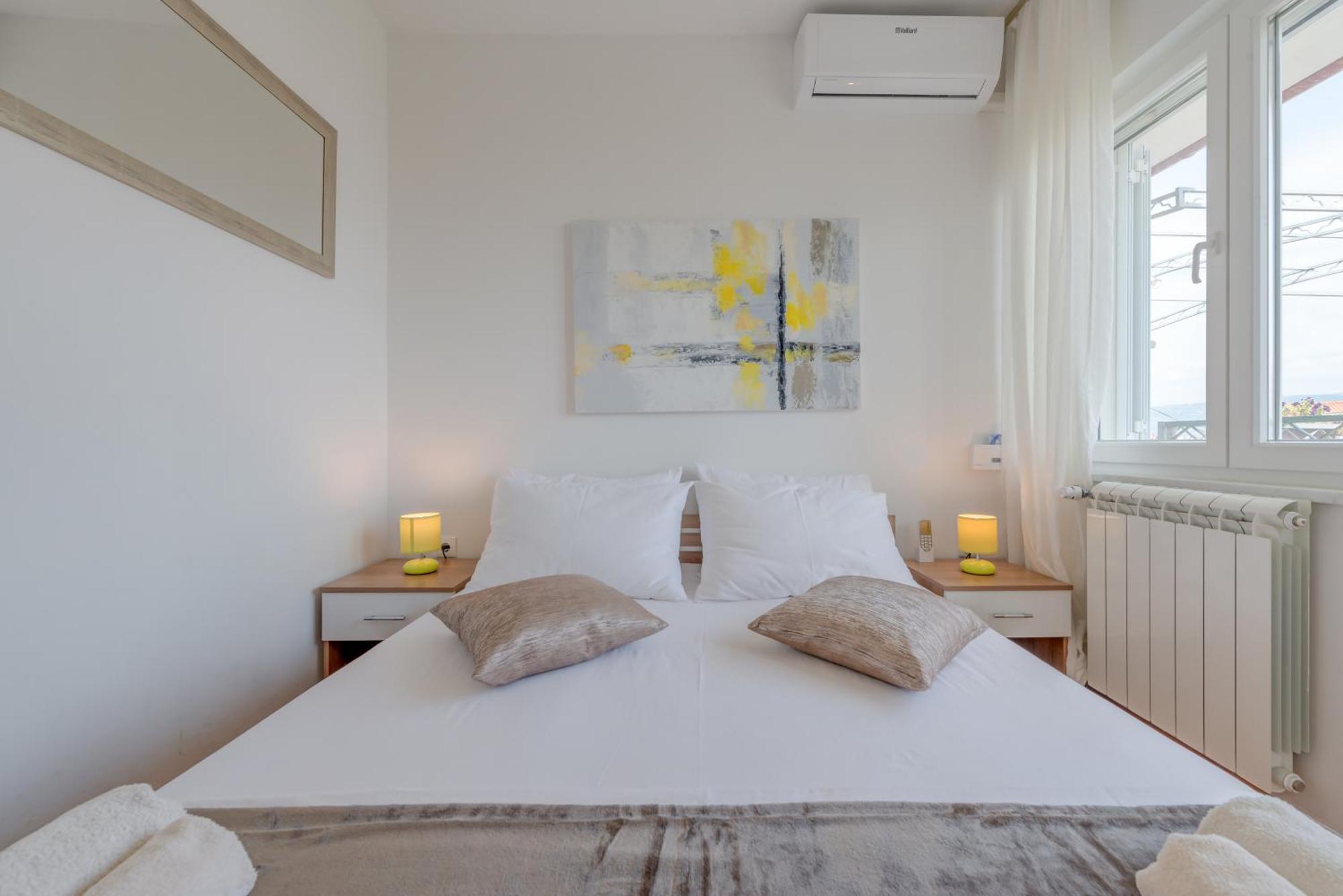 Apartments By The Sea Slatine, Ciovo - 11047 客房 照片